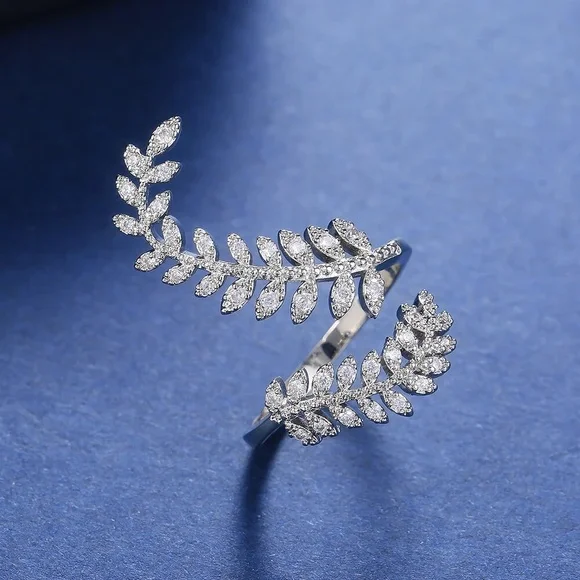 Exquisite 925 Silver Marquis Leaf Ring - Picture 2 of 4